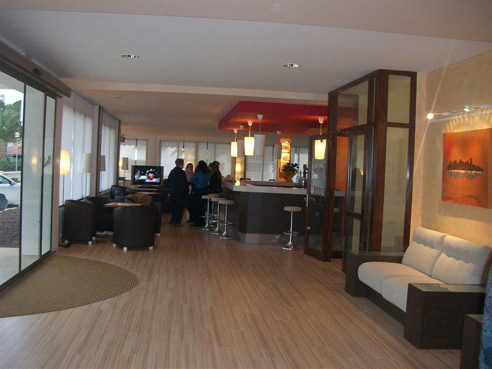 Bay Hotel Росес Екстериор снимка